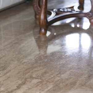 Latte PREMIUM Travertin poli à coupe transversale, 122 x 61 x 1.2 cm