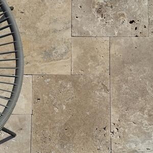 Travertin Classique – Opus Romain, Cross Cut, Non Bouché & Vieilli, Épaisseur 1,2 cm Economy