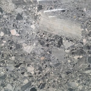 Breccia Noir, plaque de marbre poli, 2 cm
