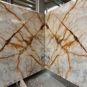 Calacatta Gold Pavé de Marbre Poli, 2 cm