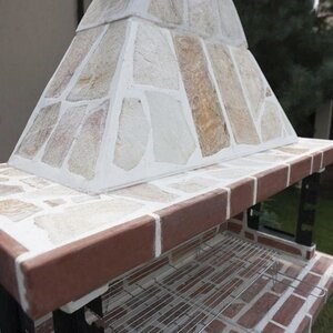 Grand barbecue de jardin traditionnel (charbon de bois/bois, 153x70x210 cm, pierre naturelle de Rhodes, brique)