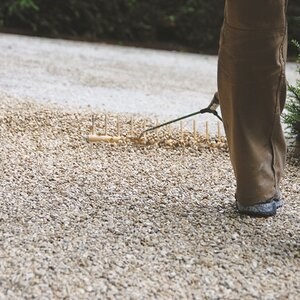 Système d'aménagement paysager pour la stabilisation du gravier, blanc, 1176 x 764 x 32 mm