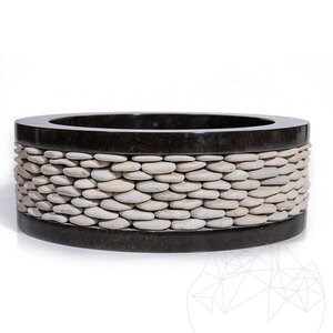 Lavabo, Cercles de marbre noir