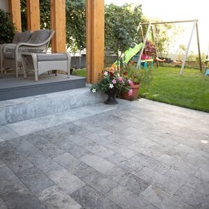 Marbre sablé gris Tundra, 15.2 x 30.5 x 3 cm, Produit sur commande spéciale