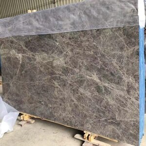 Marbre poli gris Tundra, 61 x 61 x 1.2 cm
