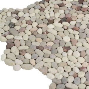 Mosaïque de petits galets mixtes