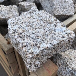 Pavé de granit Desert Gold Splitface, 10 x 10 x 5 cm