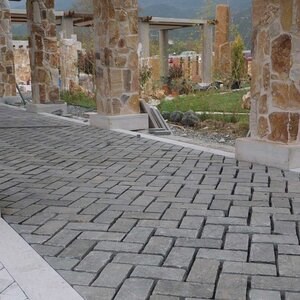 Pavé d'ardoise Riven de Kavala, 20 x 10 x 3-5 cm
