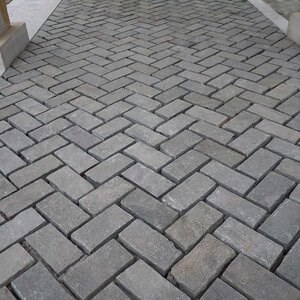 Pavé d'ardoise Riven de Kavala, 20 x 10 x 3-5 cm