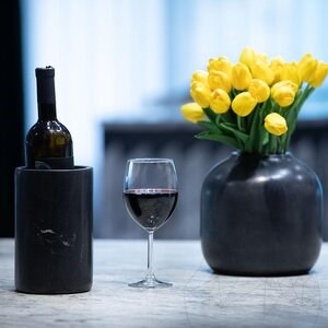 Rafraîchisseur à vin en marbre Nero 