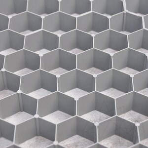 Système d'espacement paysager pour la stabilisation du gravier, gris, 1176 x 764 x 32 mm