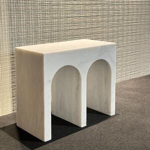 Table basse Archy en marbre de New York