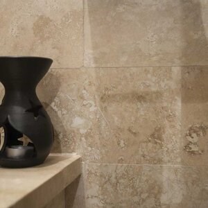 Travertin poli croisé Classic PREMIUM, 40.6 x 20.3 x 1.2 cm