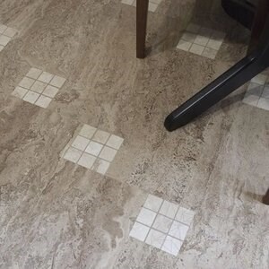 Latte PREMIUM Travertin poli, 61 x 30.5 x 1.2 cm