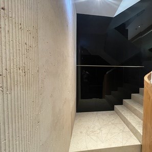 Travertin classique ondulé, 120 x 60 x 2 cm