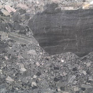 Breccia Noir, plaque de marbre poli, 2 cm