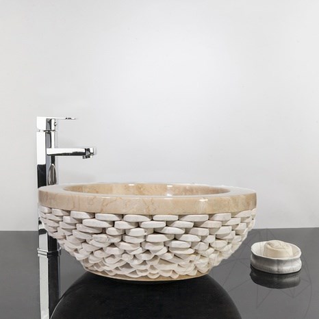 Lavabo, Galets de marbre beige