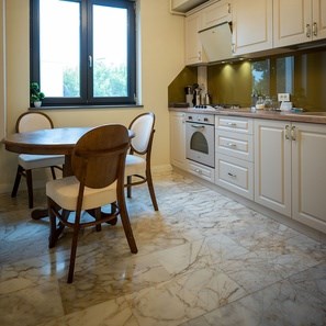 Arabescato Oro Marbre Poli, 61 x 30.5 x 1 cm (Translucide)