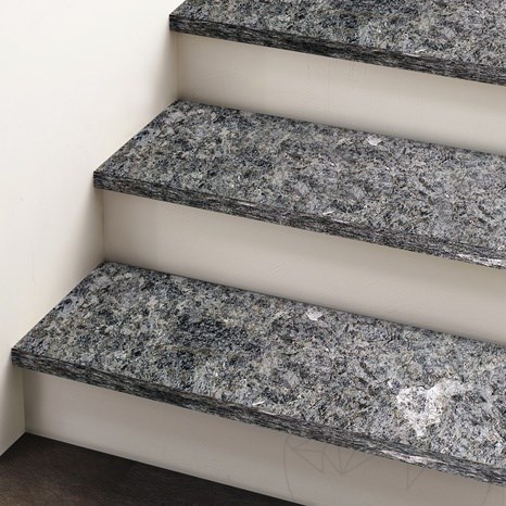 Marche Extra Labradorite Flammée Bleue, 120 x 33 x 2 cm