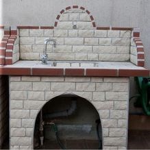 Table grill + évier - Plaquée de pierre décorative