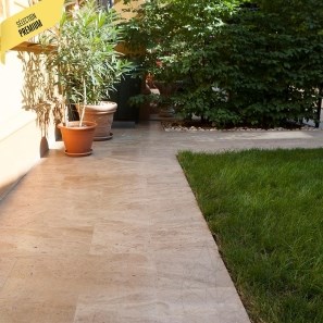 Travertin PREMIUM brossé Latte, 61 x 40.6 x 3 cm