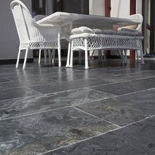 Ardoise argentée naturelle, brossée (antidérapante), 60 x 30 | Idéal pour l'extérieur/l'intérieur, vertical/horizontal