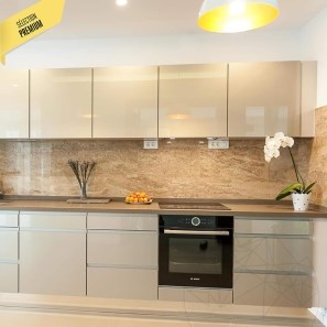 Latte PREMIUM Travertin poli, 60 x 30 x 2 cm
