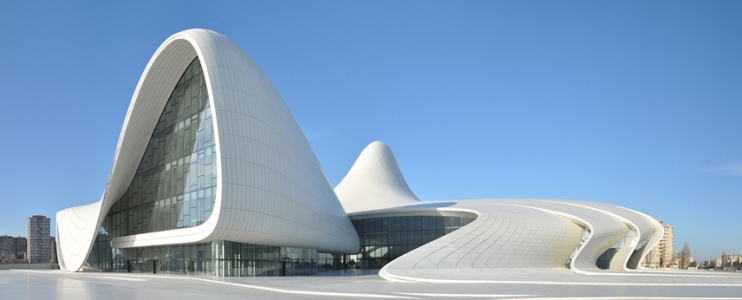 ZAHA HADID - "Reine de la courbe"