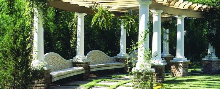 Aménagement de jardin : Gazebo avec colonnes
