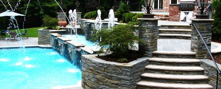 3 superbes conceptions de terrasse de piscine