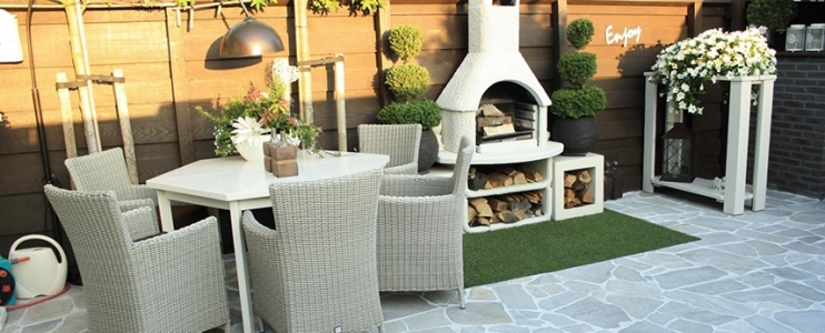 Conseils de dallage en pierre naturelle pour une terrasse
