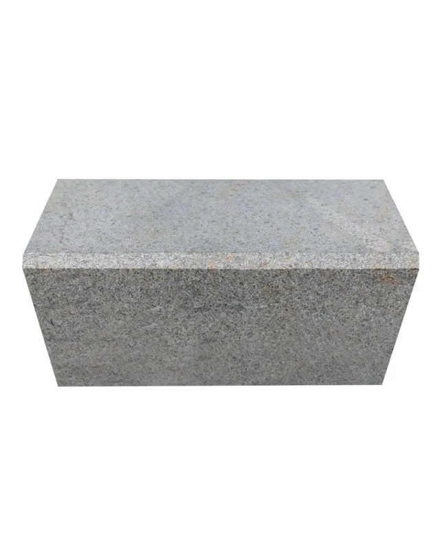 Pierre tombale en granit anthracite, chanfrein 1L - 2 cm, 20 x 25 x 50 cm